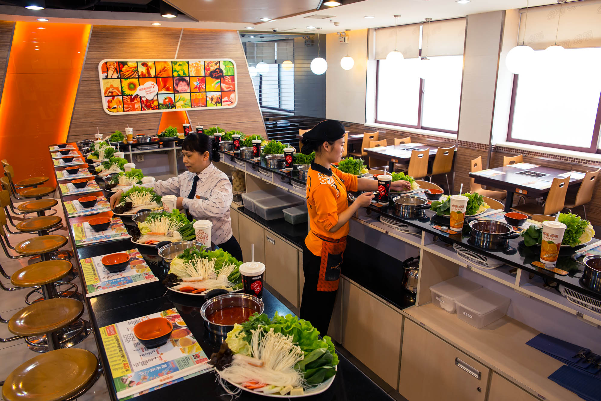 呷哺呷哺开启海外之旅，深圳餐饮空间设计千店千面